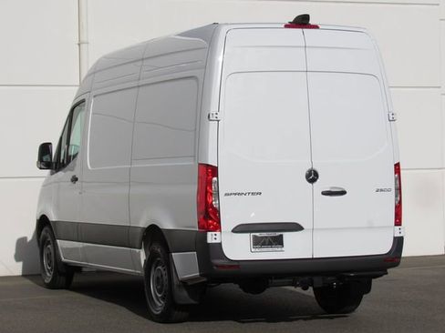 New 2025 Mercedes-Benz Sprinter 2500 image 4