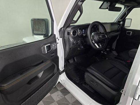 New 2025 Jeep Wrangler Sahara image 17