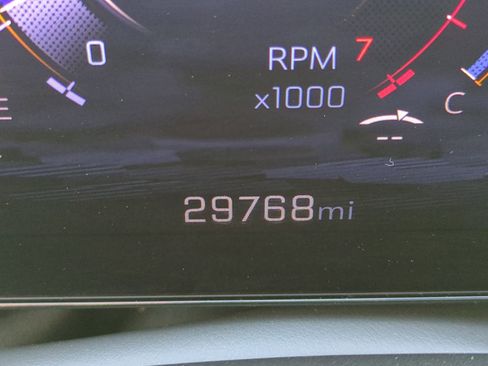 Used 2025 Chevrolet Suburban Z71 AWD/4WD image 22
