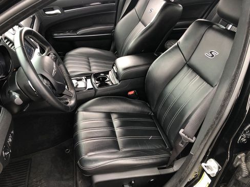 Used 2018 Chrysler 300 S w/ S Model Appearance Package image 18