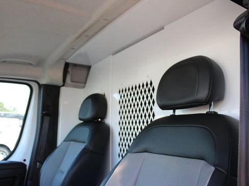 Used 2025 RAM ProMaster 3500 w/ Convenience Group FWD image 26