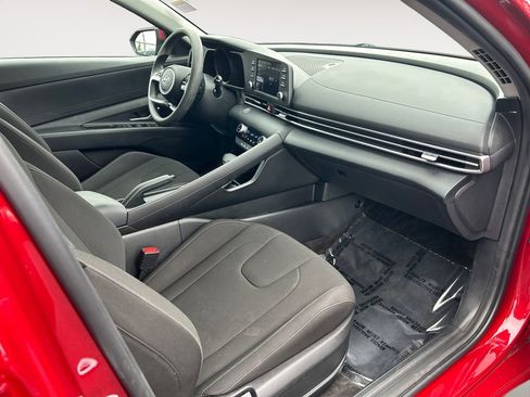 Used 2023 Hyundai Elantra SEL FWD image 26
