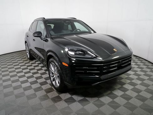 New 2026 Porsche Cayenne image 31