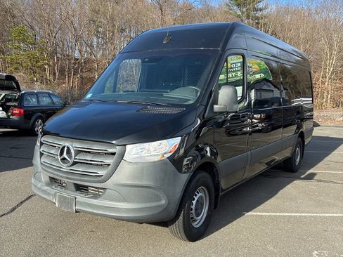 Used 2020 Mercedes-Benz Sprinter 2500 image 1