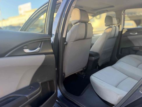 Used 2016 Honda Civic EX image 18