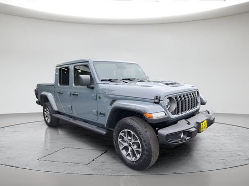 New 2026 Jeep Gladiator Sport AWD/4WD image 1