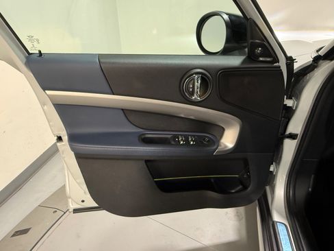Used 2023 MINI Cooper Countryman S w/ Signature Upholstery Package image 16