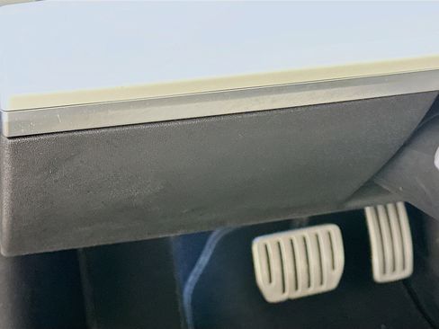 Used 2022 Tesla Model 3 Performance image 17