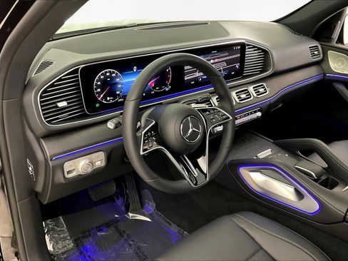 Certified 2025 Mercedes-Benz GLE 350 4MATIC image 17