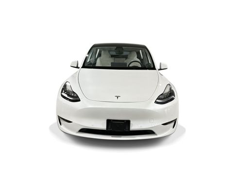Certified 2021 Tesla Model Y Long Range AWD/4WD image 2