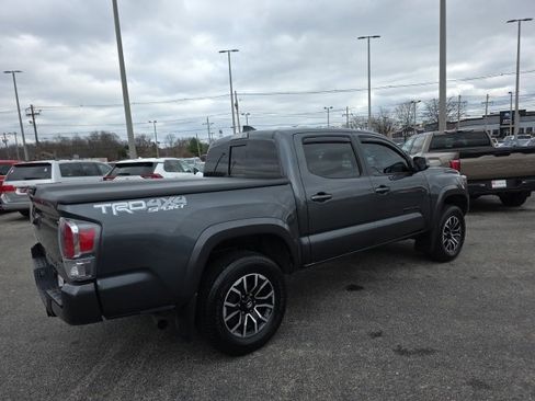 Used 2023 Toyota Tacoma TRD Sport image 4