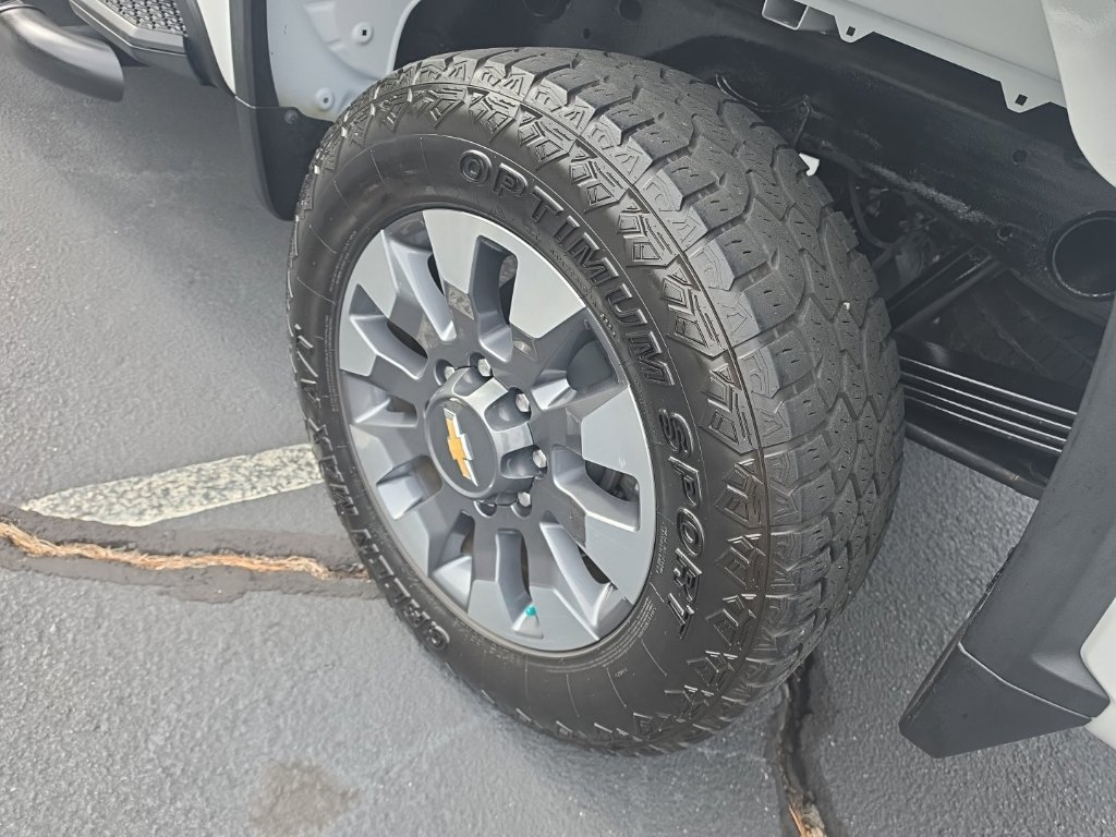 Certified 2021 Chevrolet Silverado 2500 Custom w/ Custom Value Package AWD/4WD image 15