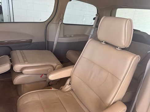 Used 2009 Nissan Quest SL w/ Leather Pkg FWD image 10