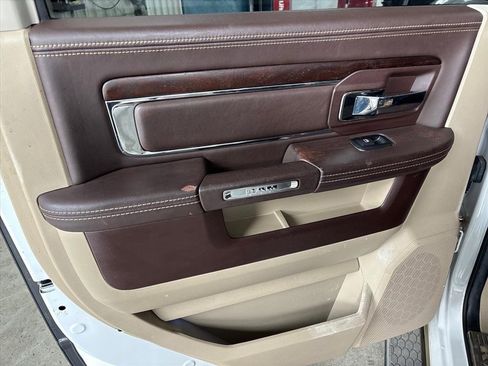 Used 2014 RAM 1500 Laramie Longhorn w/ Convenience Group image 18