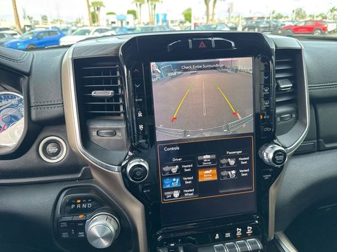 Used 2019 RAM 1500 Laramie AWD/4WD image 47