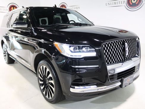 Used 2024 Lincoln Navigator L Black Label AWD/4WD image 21