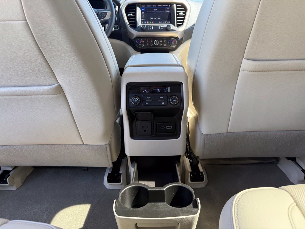 Used 2023 GMC Acadia Denali AWD/4WD image 20