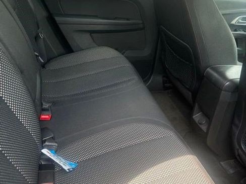 Used 2015 Chevrolet Equinox LT w/ Driver Convenience Package FWD image 9
