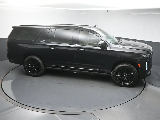Used 2022 Cadillac Escalade ESV Sport Platinum AWD/4WD image 48