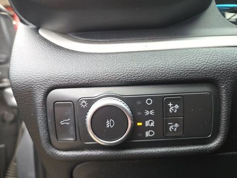 Used 2021 Ford Explorer XLT w/ Equipment Group 202A image 11