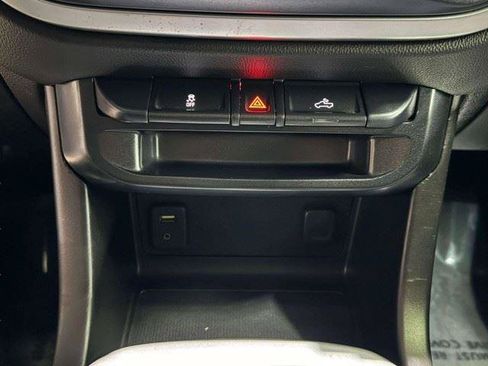 Used 2016 Chevrolet Colorado LT w/ LT Convenience Package RWD image 52