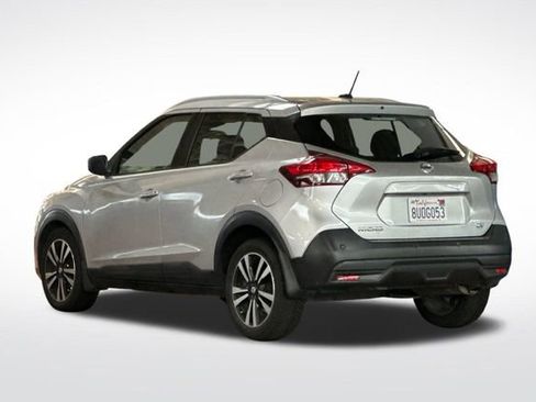 Used 2020 Nissan Kicks SV image 7