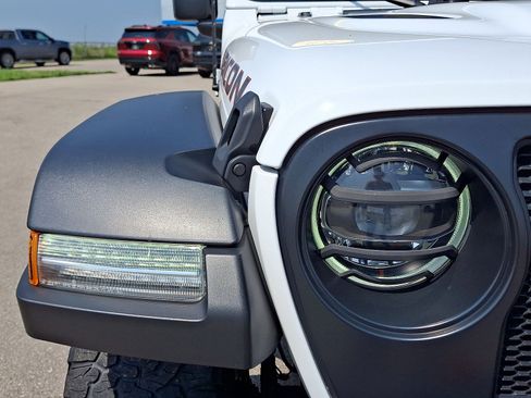 Used 2021 Jeep Wrangler Unlimited Rubicon AWD/4WD image 28
