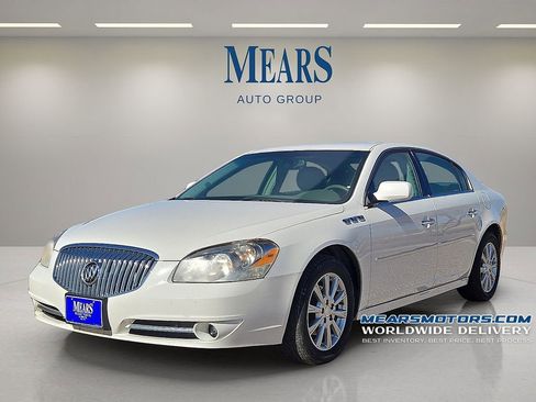 Used 2011 Buick Lucerne CXL image 1