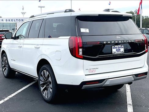 New 2025 Ford Expedition Platinum w/ Platinum Ultimate Package image 3