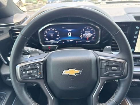 Used 2024 Chevrolet Silverado 1500 High Country AWD/4WD image 16