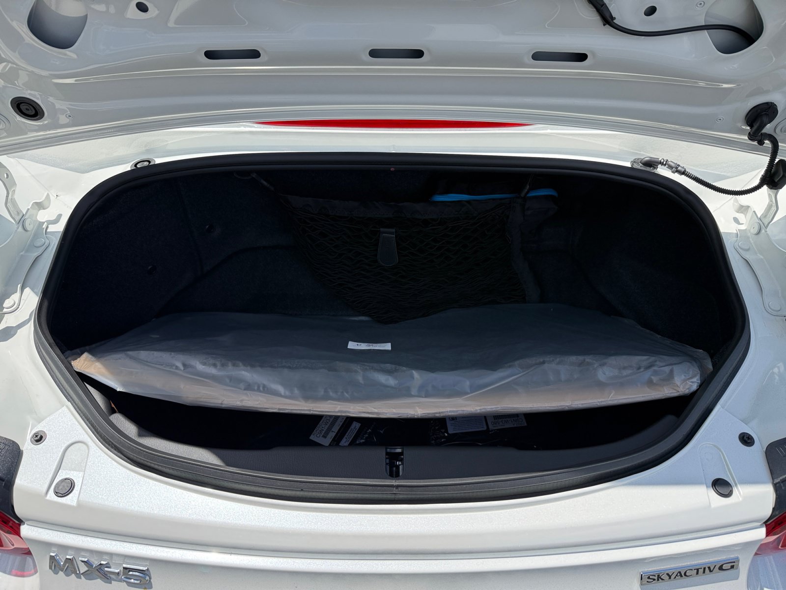 New 2026 MAZDA MX-5 Miata Club w/ Interior Package RWD image 16