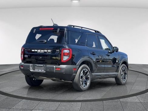 Certified 2025 Ford Bronco Sport Outer Banks w/ Outer Banks Tech Package+ AWD/4WD image 5