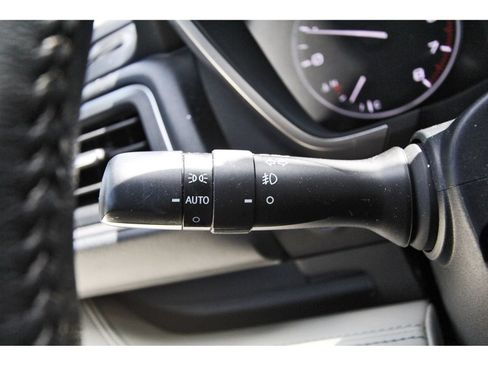 Used 2025 Subaru Ascent Limited AWD/4WD image 17