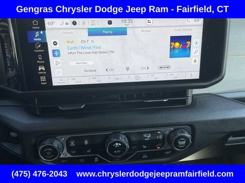 Used 2024 Jeep Wrangler Unlimited w/ Convenience Group AWD/4WD image 41