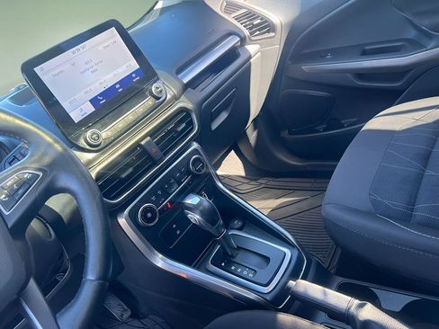 Used 2020 Ford EcoSport Titanium AWD/4WD image 12