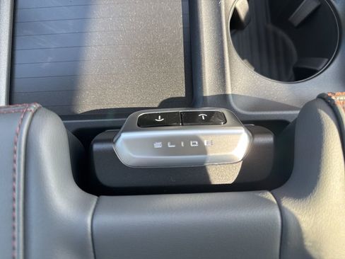 New 2025 Ford Expedition Max Active image 34