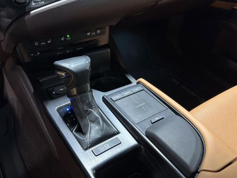 Used 2019 Lexus ES 350 w/ Premium Package image 27