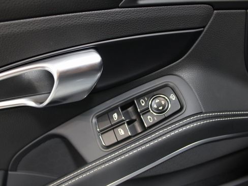 New 2025 Porsche 718 Cayman image 22