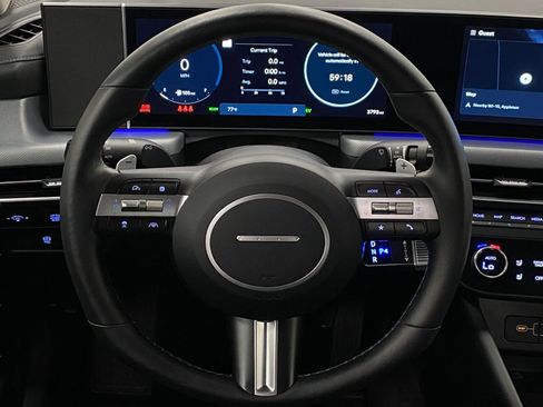 Certified 2025 Hyundai Sonata Limited FWD image 15