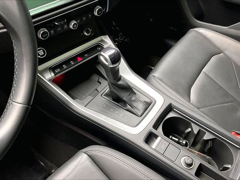 Used 2023 Audi Q3 2.0T Premium Plus w/ Premium Plus Package image 16