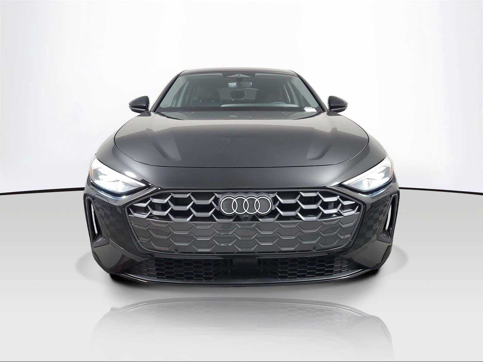 Used 2025 Audi A5 2.0T Premium AWD/4WD image 2