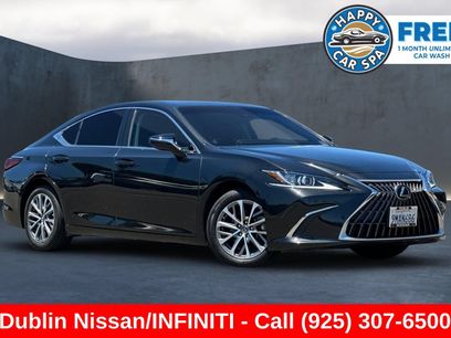 Used 2024 Lexus ES 350 w/ Accessory Package (Z2)