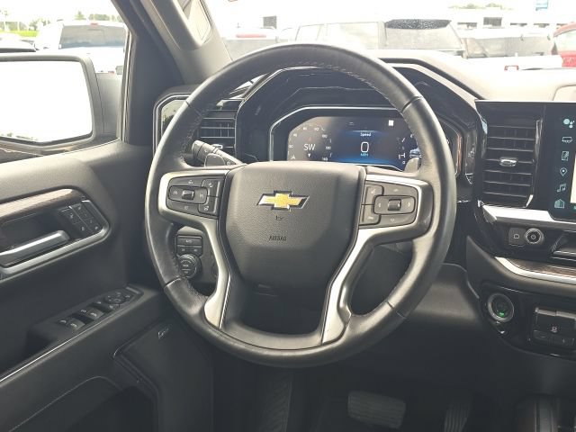 Certified 2022 Chevrolet Silverado 1500 LTZ w/ LTZ Convenience Package II AWD/4WD image 39