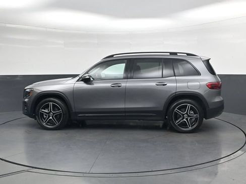 Used 2026 Mercedes-Benz GLB 250 4MATIC image 8