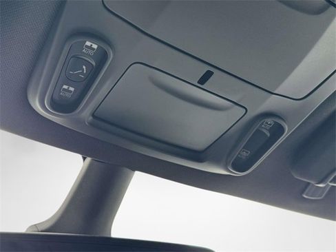 New 2026 Chrysler Pacifica Select image 14