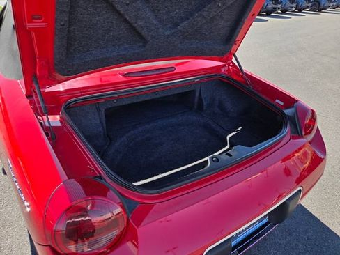 Used 2005 Ford Thunderbird RWD image 12