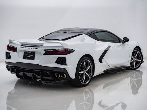 Used 2021 Chevrolet Corvette Stingray Premium Cpe w/ Z51 Performance Package RWD image 9