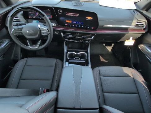 New 2026 Chevrolet Traverse Z71 w/ Enhanced Driving Package image 5