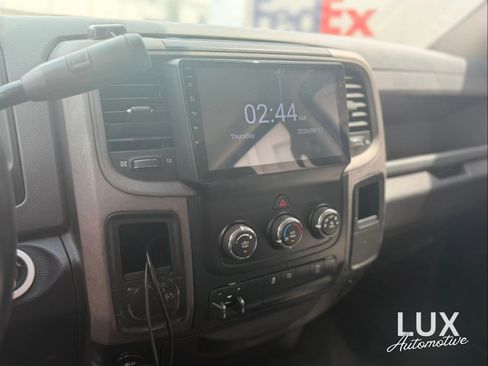 Used 2018 RAM 2500 Tradesman w/ Chrome Appearance Group RWD image 30