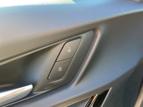 New 2026 Chevrolet Equinox LT w/ Convenience Package II image 12